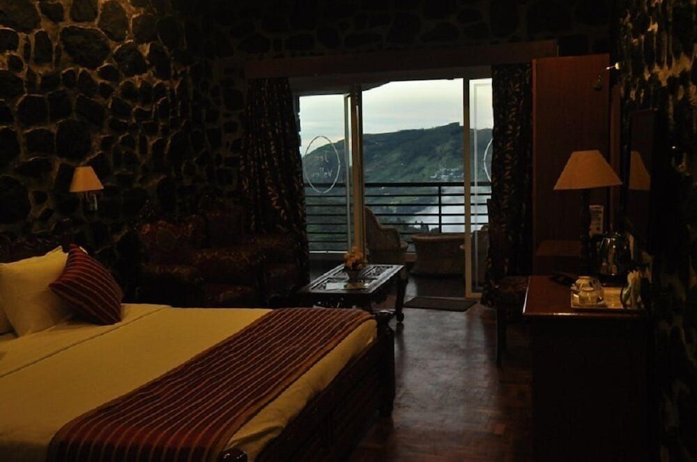 Jem Valley Resort Deluxe Room 13