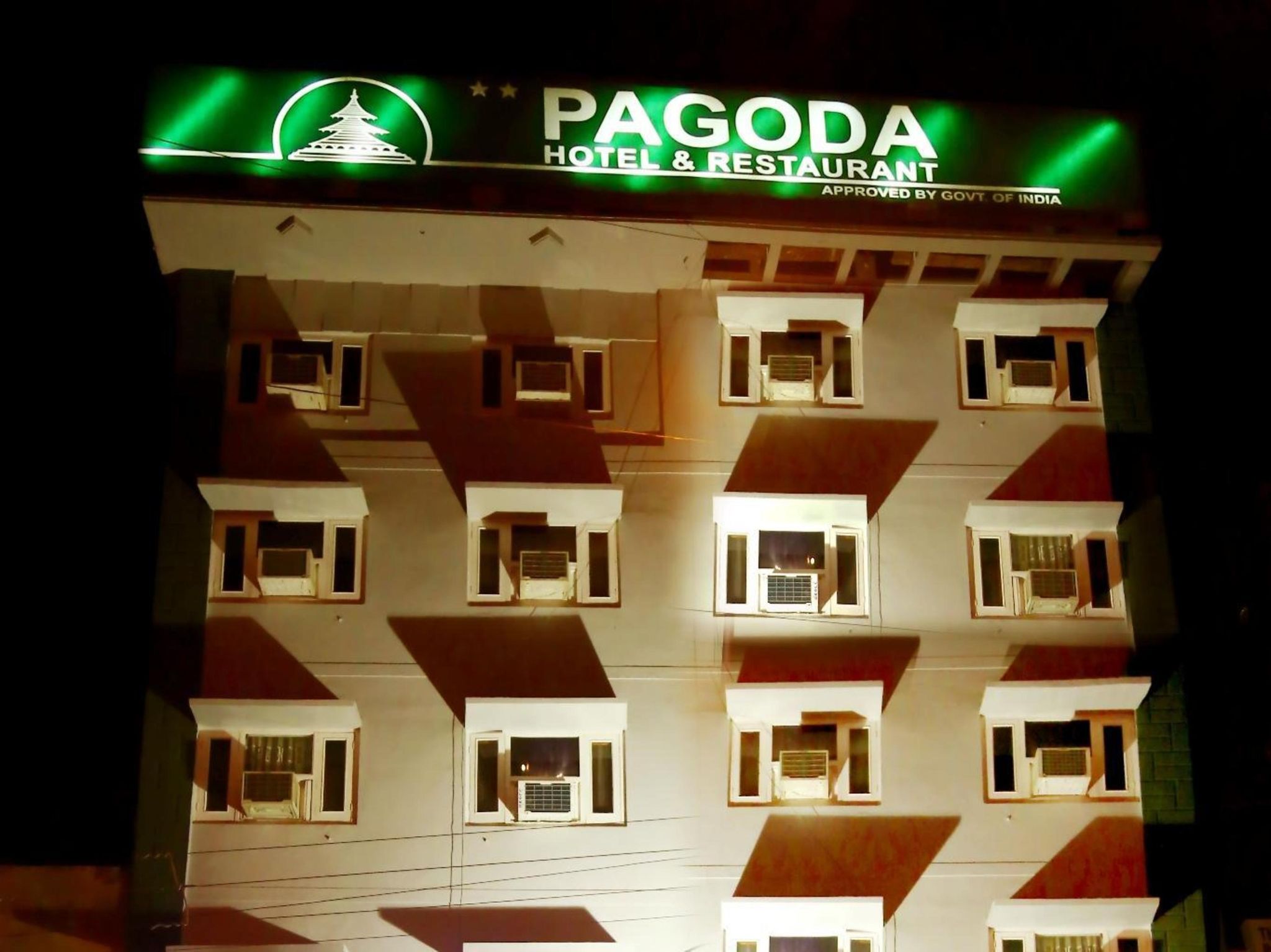 Pagoda hotel & Restaurant