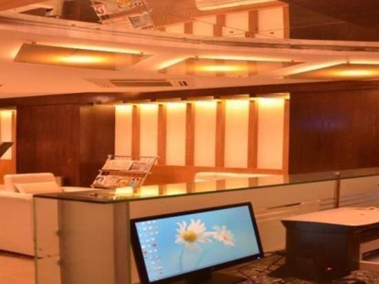 b13c6d1ff3ba3416d5a92a095fd85ad4