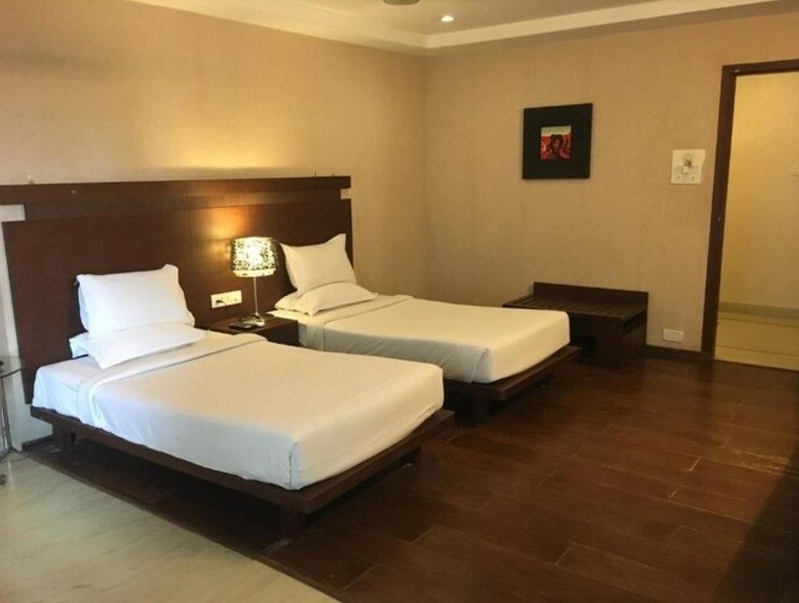 Hotel MD s Continental Deluxe single occupancy 3