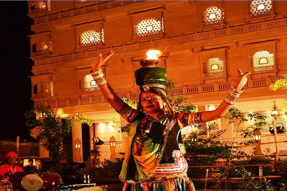 Folk_Dance