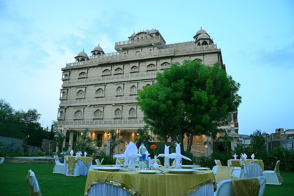 Hotel Exterior