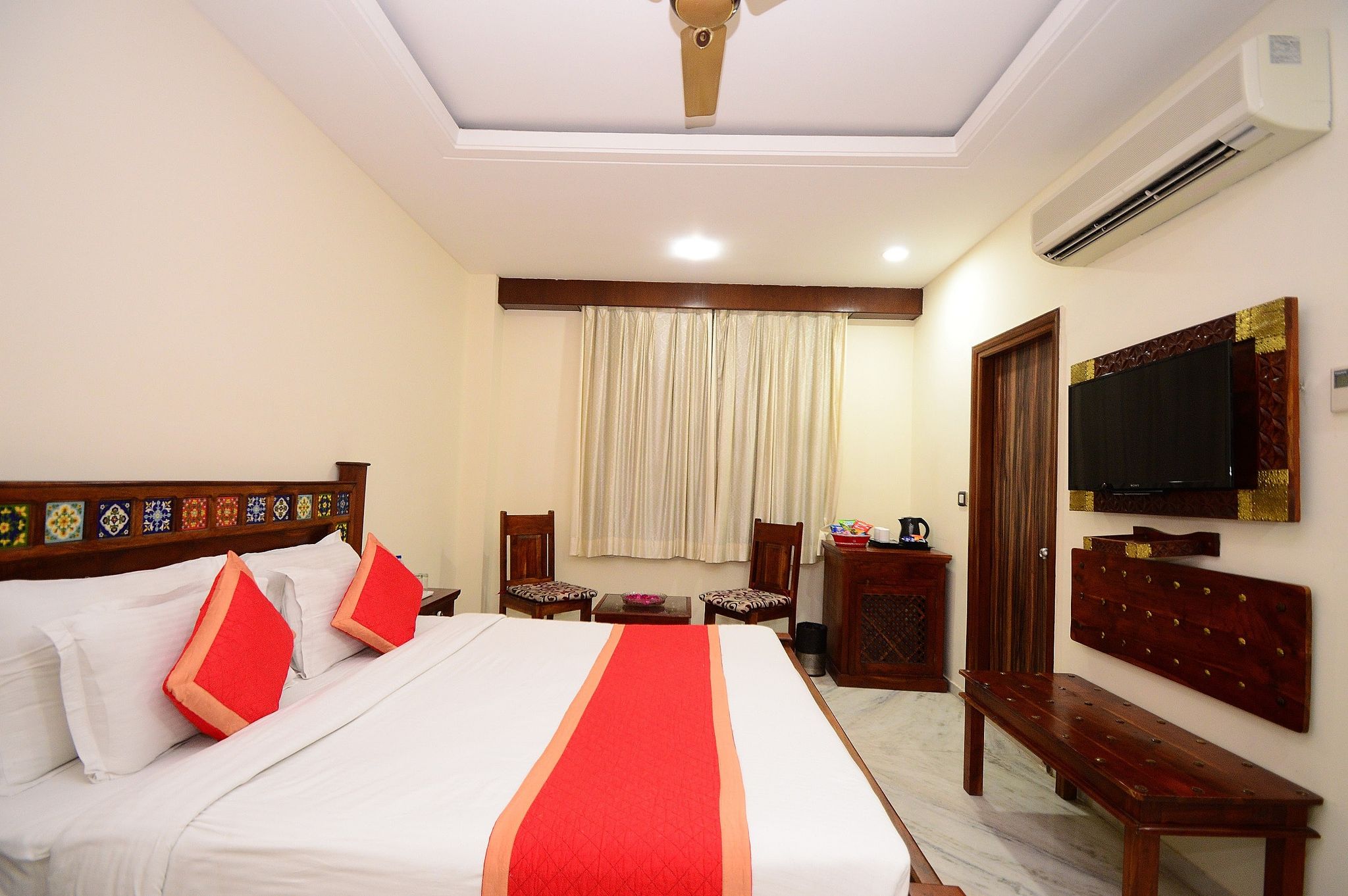 Lilypool - The Heritage Jalmahal Deluxe Heritage 3