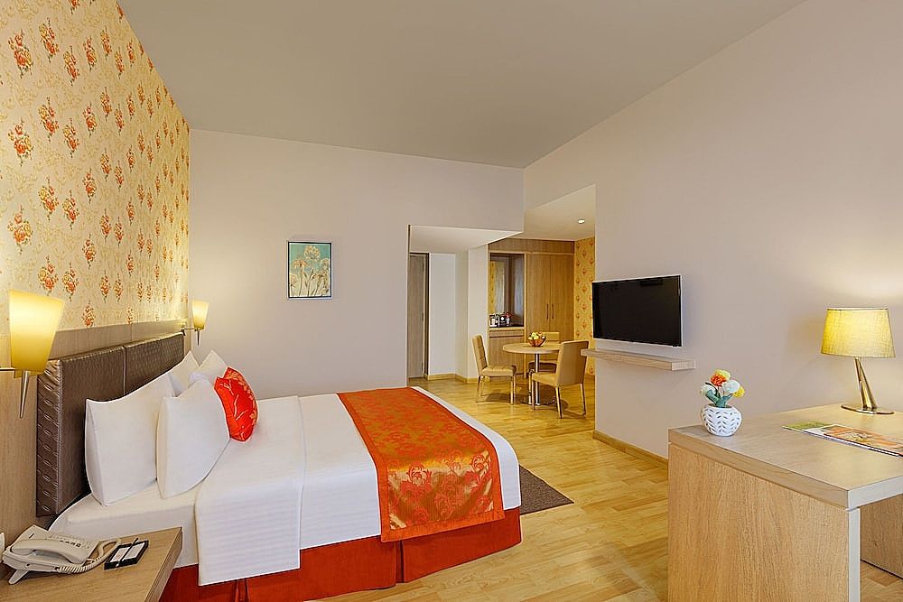 Suite, 1 King Bed (Executive Suite)