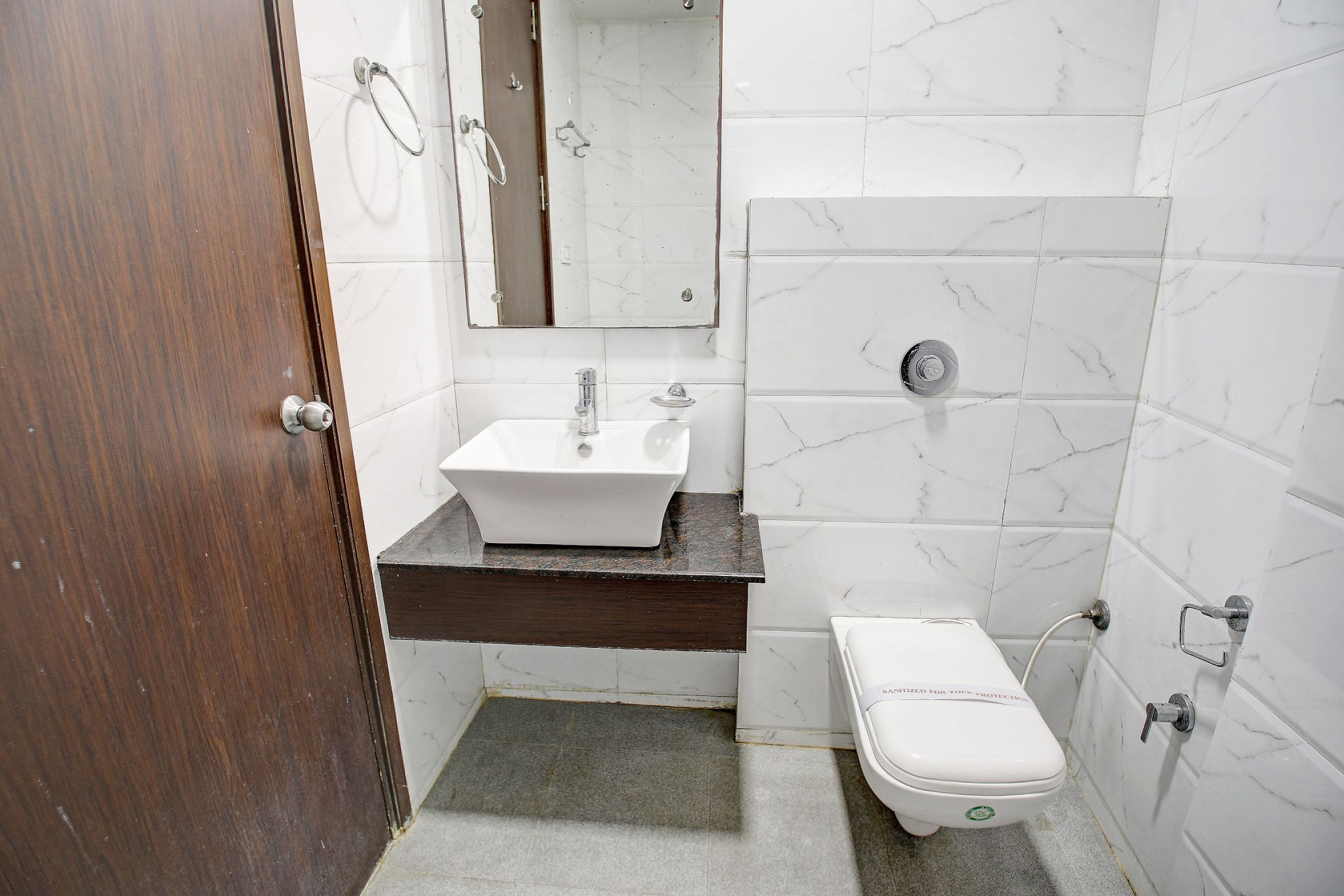 Hotel Popular Deluxe Room 9