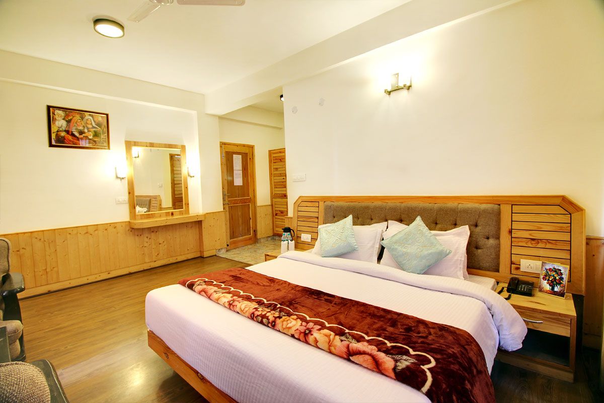 Thomas Villa, Hotel and Cottages Deluxe Room (Mountain View) with Complimentary Breakfast 3