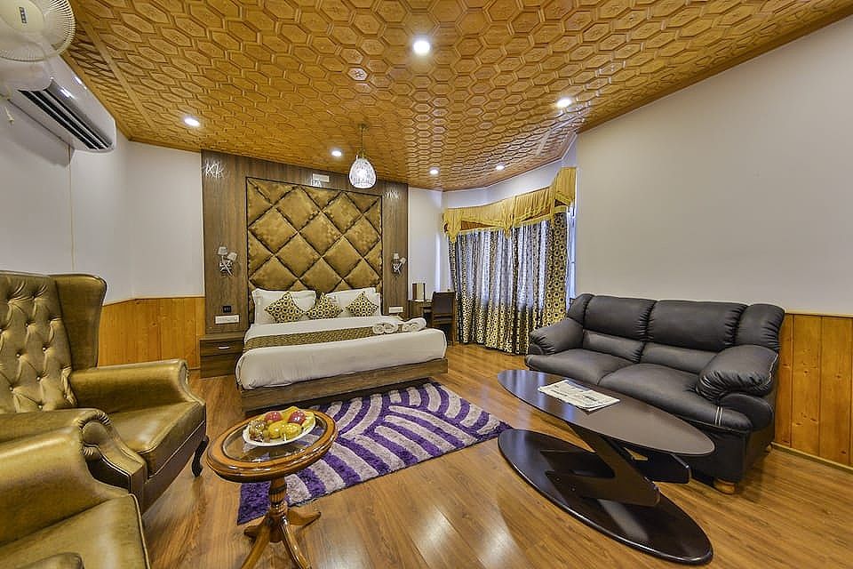 Premium Room with River Jhelum View