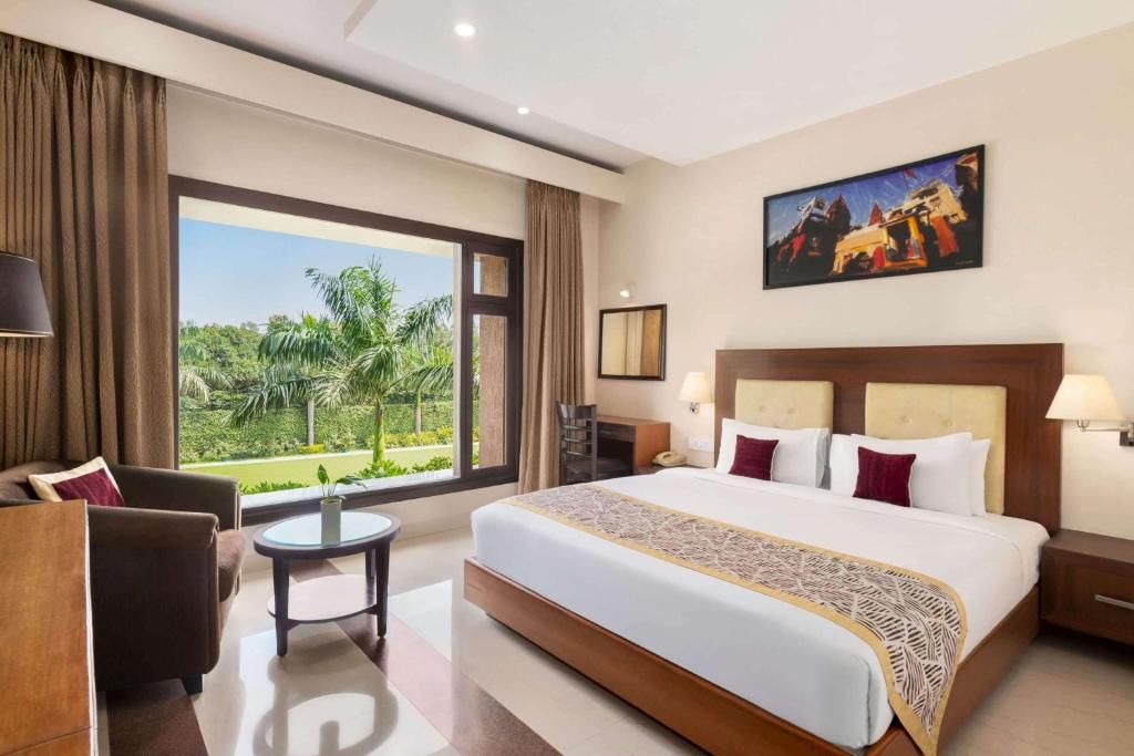 Ramada by Wyndham Katesar NK2 - Premium King Bed 3