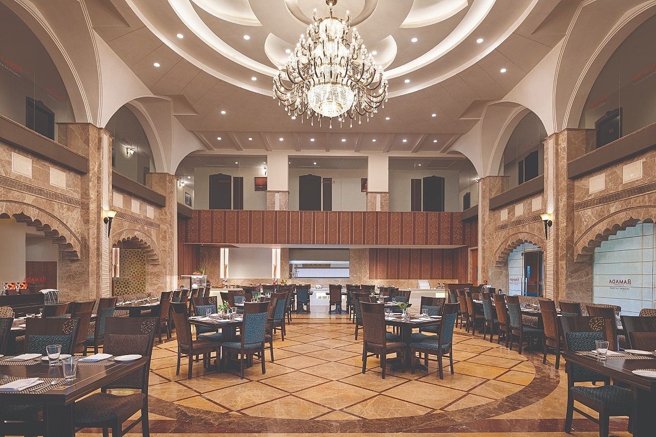 Food & Dining