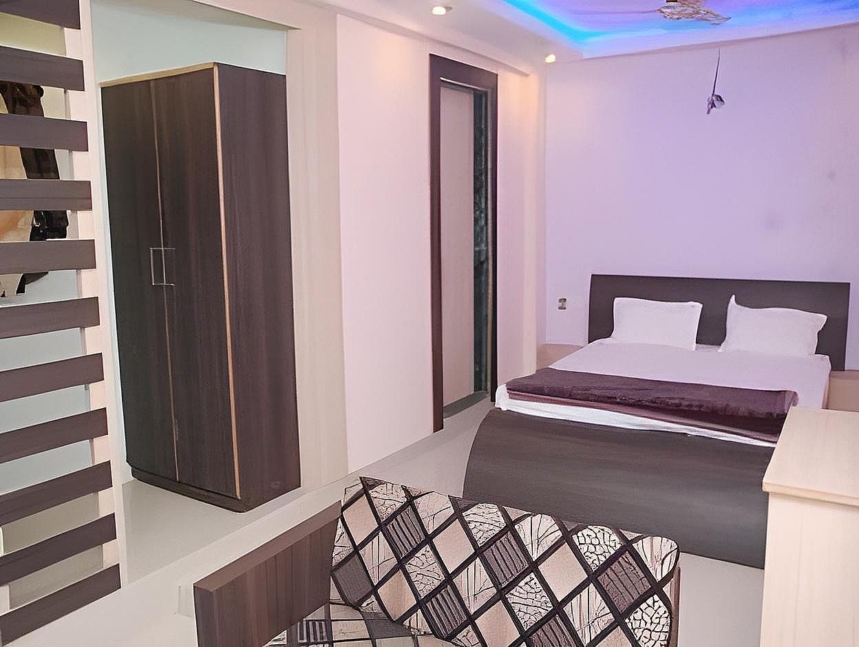 Hotel Adarsh Palace Executive Room