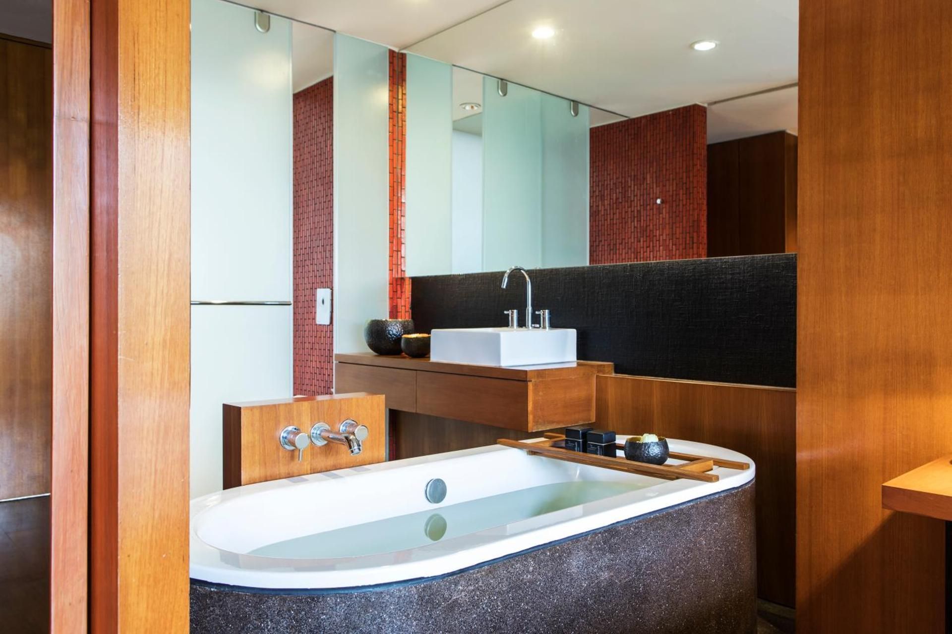 Deluxe Garden View Room