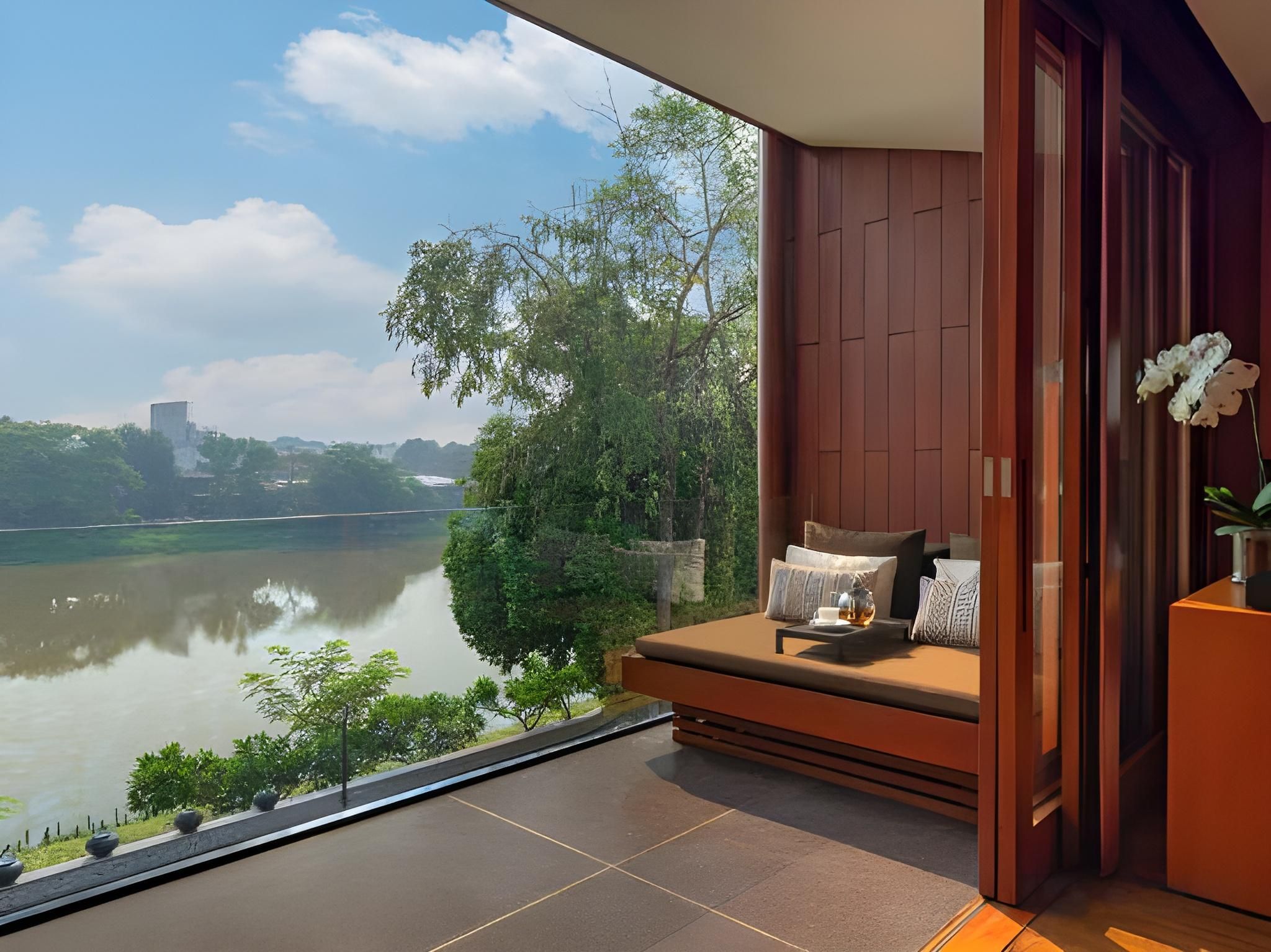 Riverfront Kasara Suite