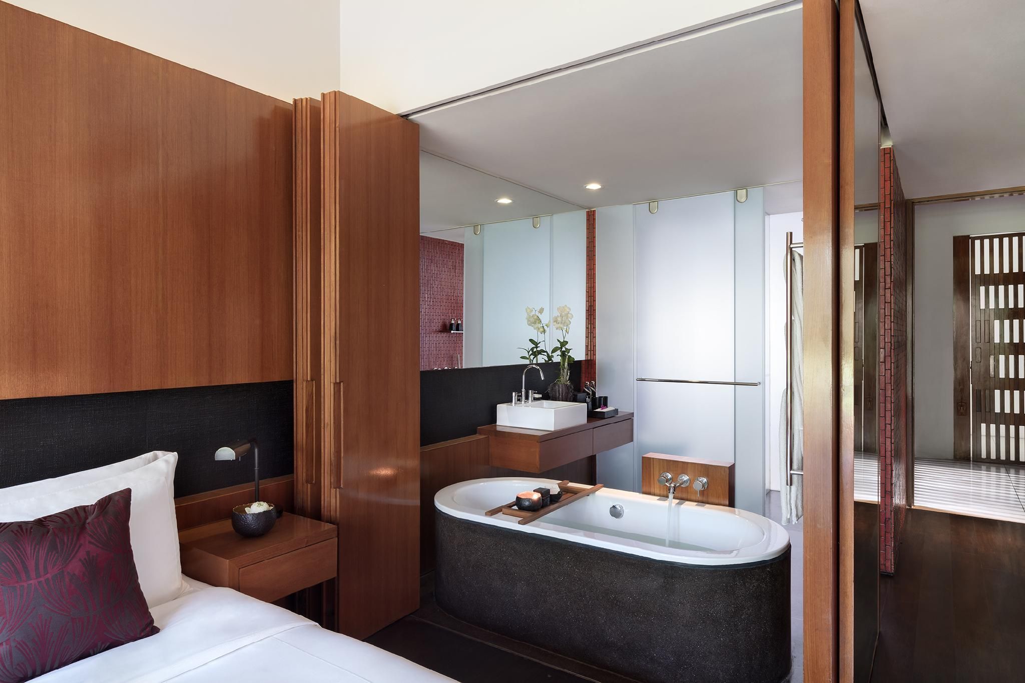 Deluxe River View Room