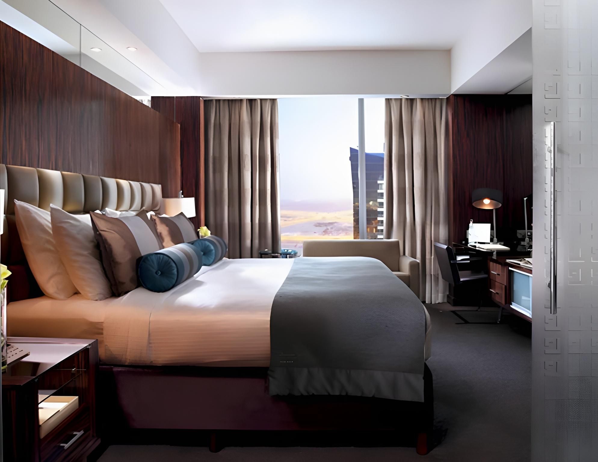 voco Bonnington Dubai by IHG Standard Room 5