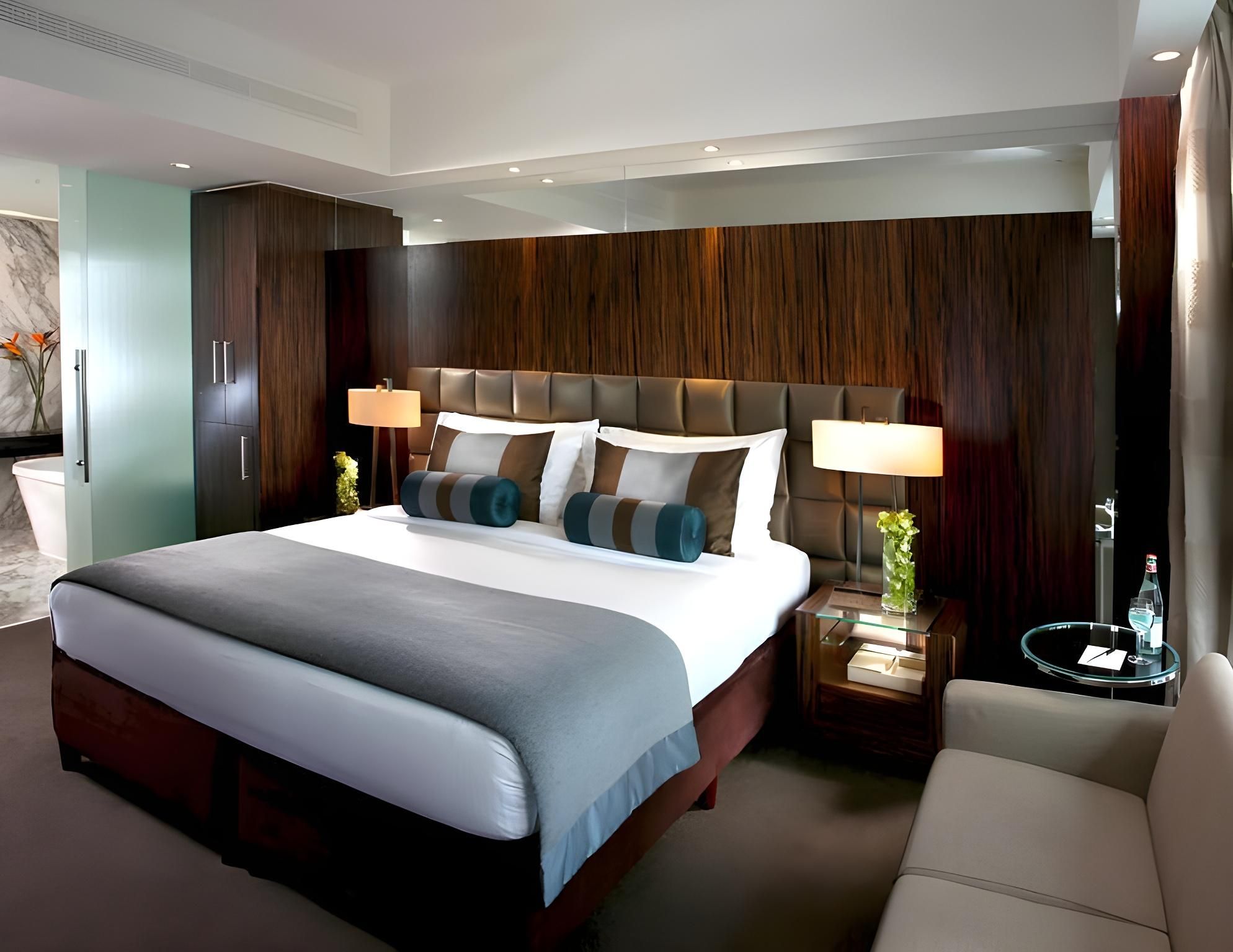voco Bonnington Dubai by IHG Standard Room 4