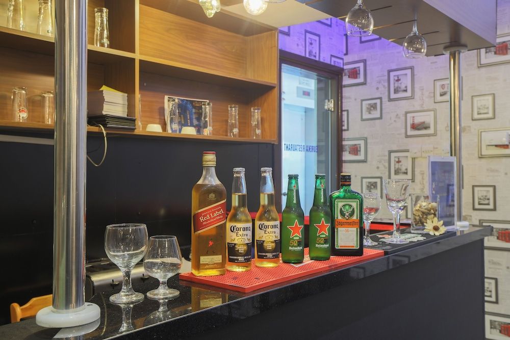 undefined Eureka Hotel 5