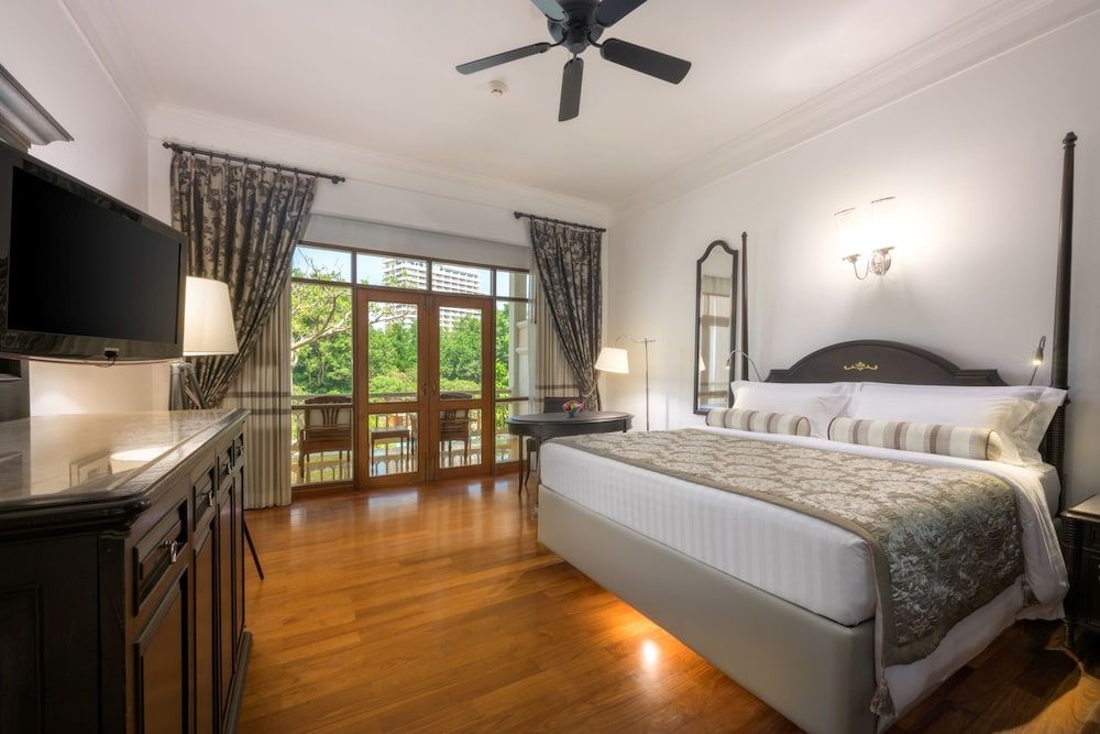 Centara Grand Beach Resort & Villas Hua Hin Deluxe Room, 1 King Bed 3