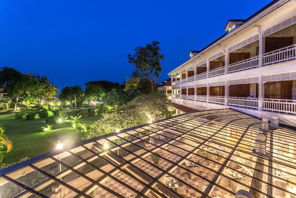 undefined Centara Grand Beach Resort & Villas Hua Hin 10