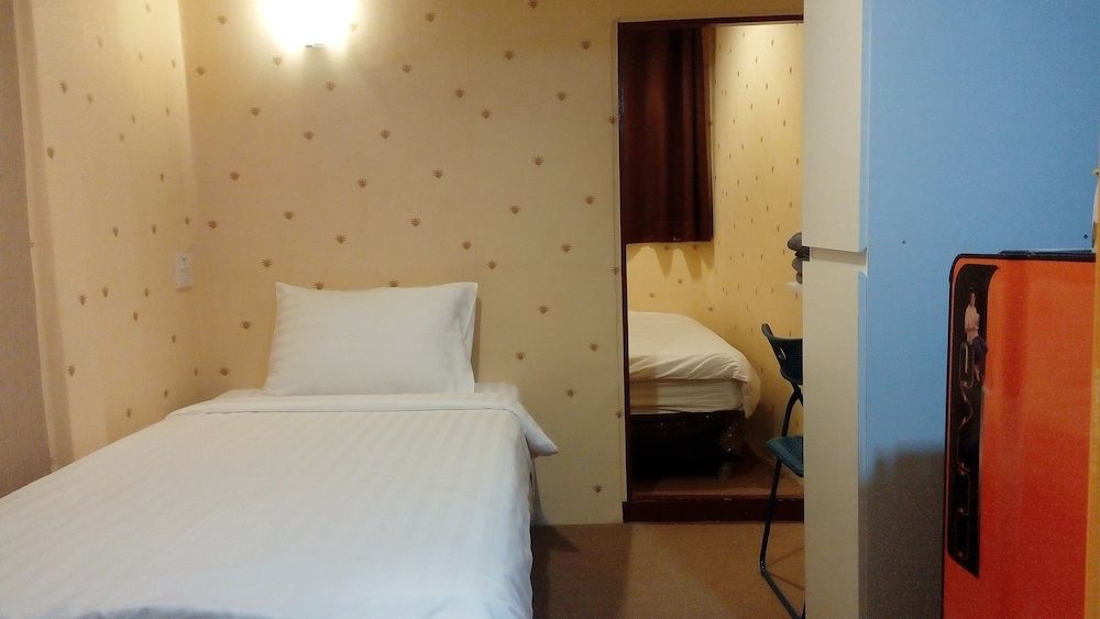 undefined Decor do hostel 10