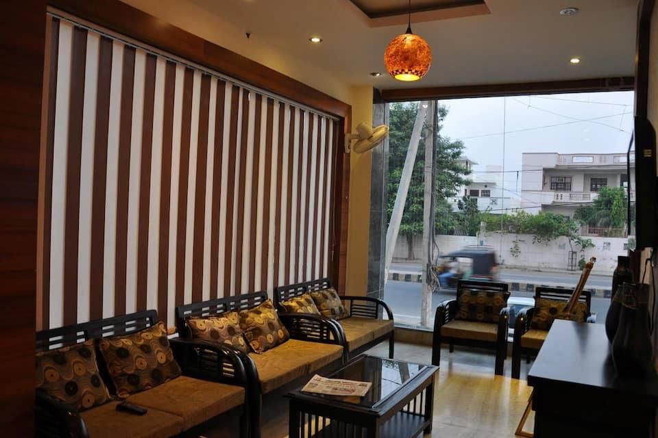 undefined Hotel Rivoli 4
