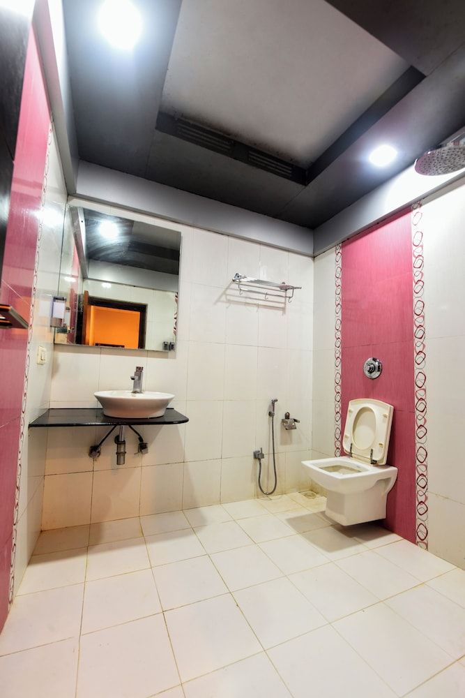 Hotel Dev Residency - 350 Meters from Nakki lake Standard Room 5