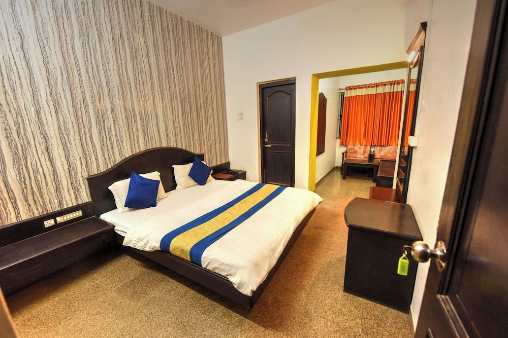 Hotel Dev Residency - 350 Meters from Nakki lake Standard Room 2