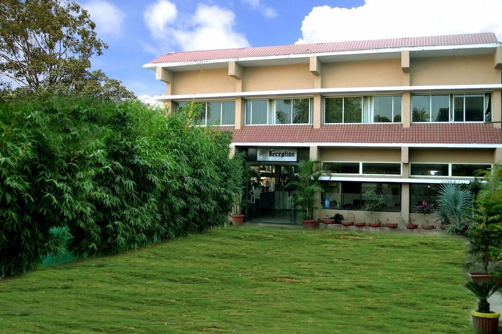 undefined Hotel Dev Residency - 350 Meters from Nakki lake 3