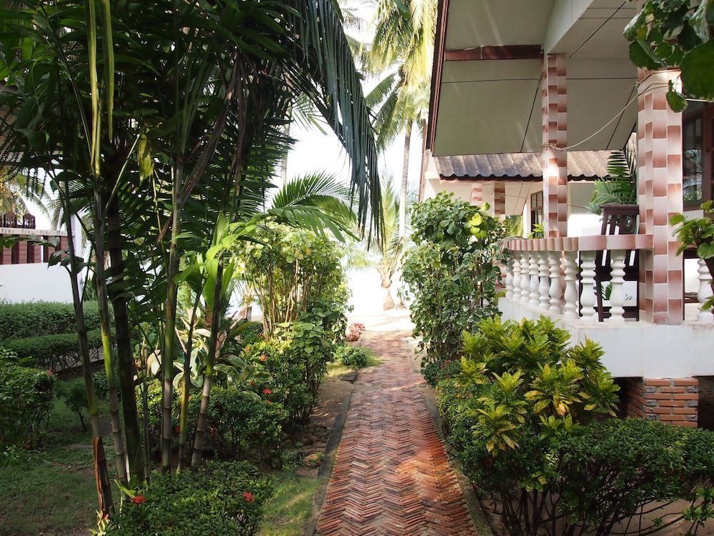 undefined Palm Point Village 9