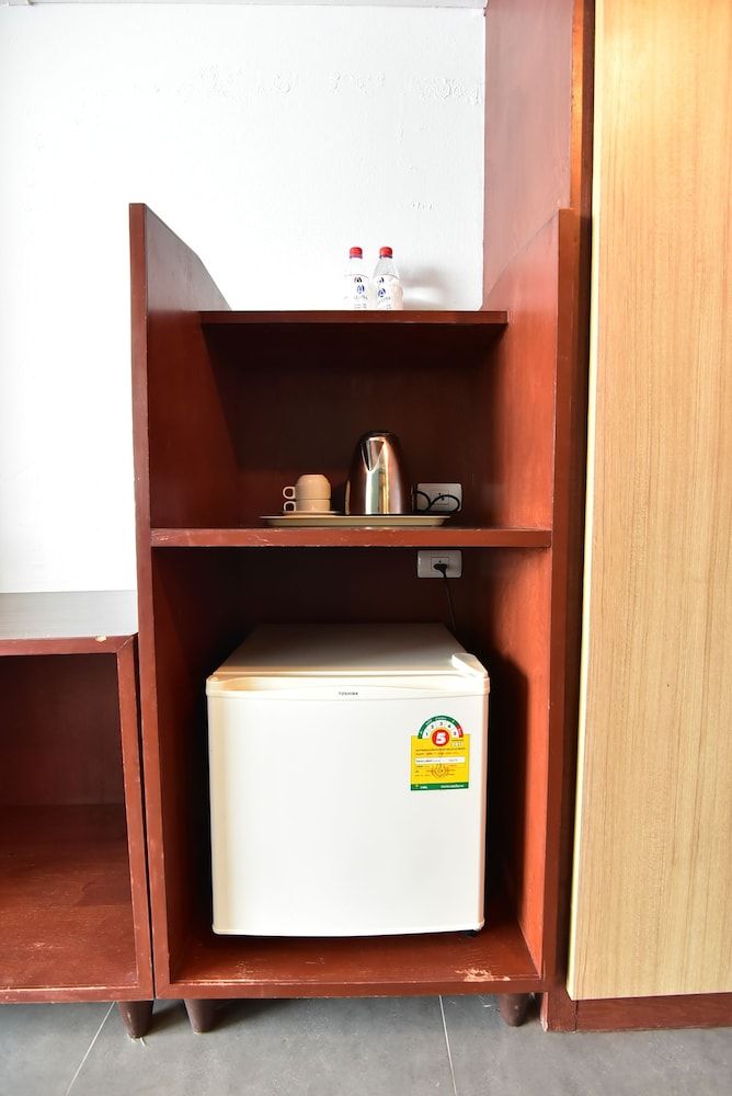 Aloha Hotel Hat Yai Deluxe Double Room 17