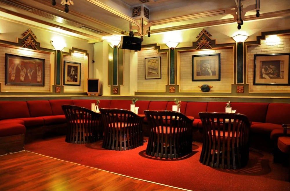 undefined Kartika Chandra 6