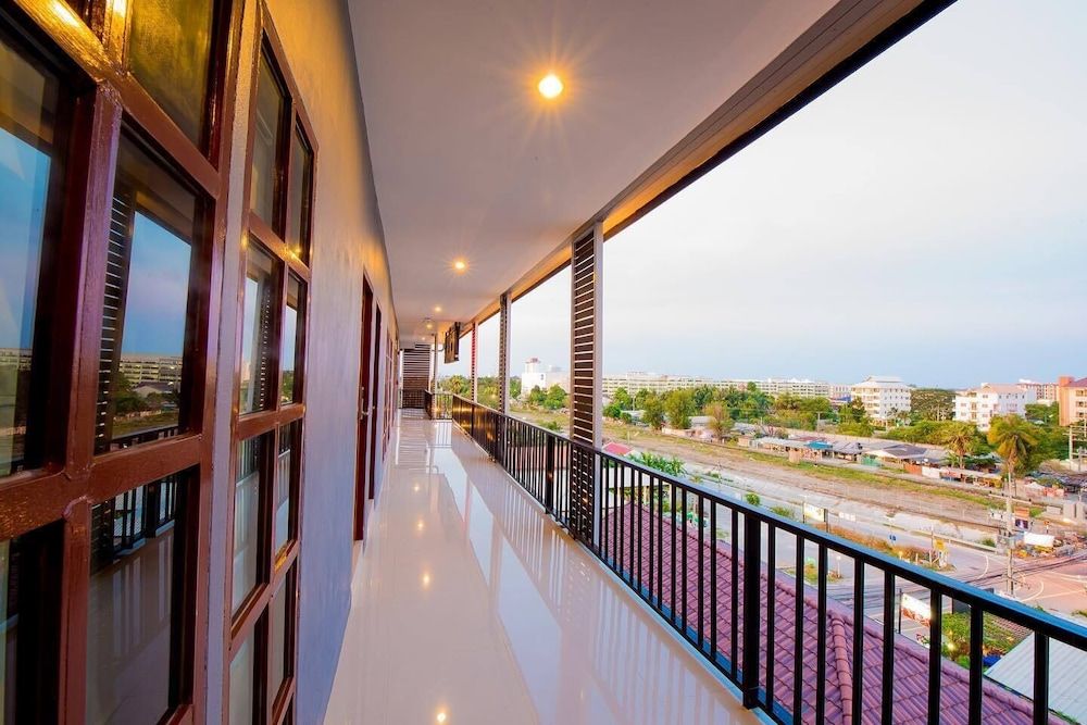 Hua Hin Good View Hotel Standard Double Room 6