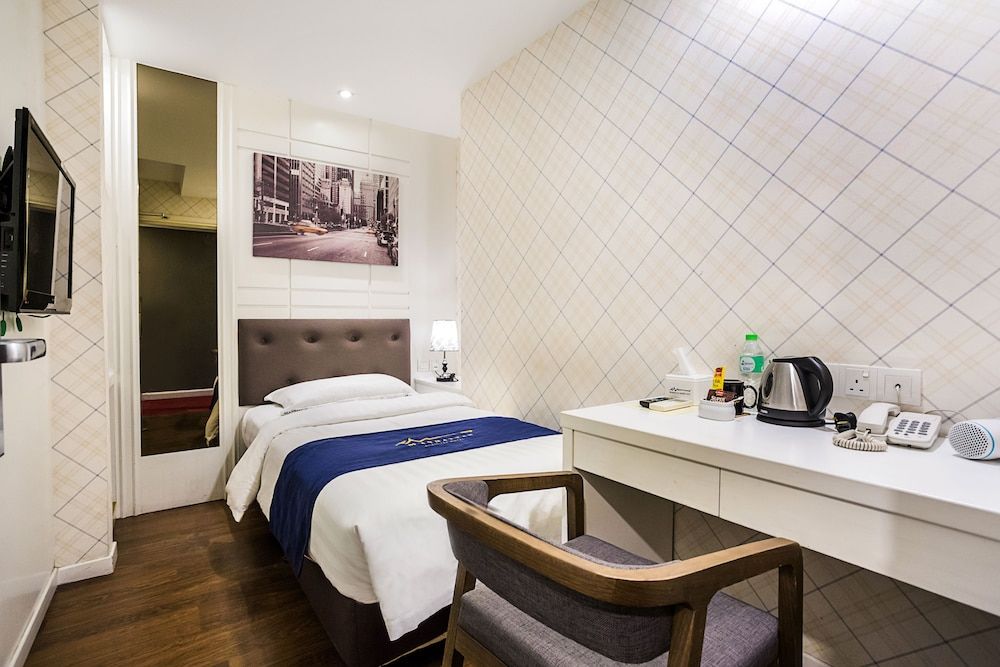 undefined Manhattan Business Hotel Damansara Perdana 3