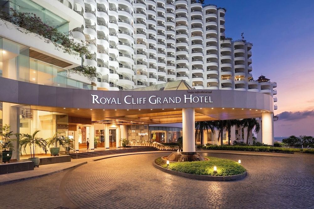 undefined Royal Cliff Grand Hotel Pattaya 2