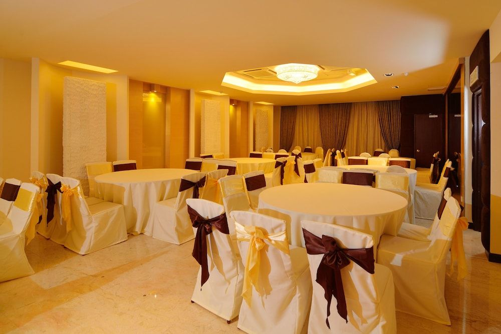 undefined Media Hotel 4