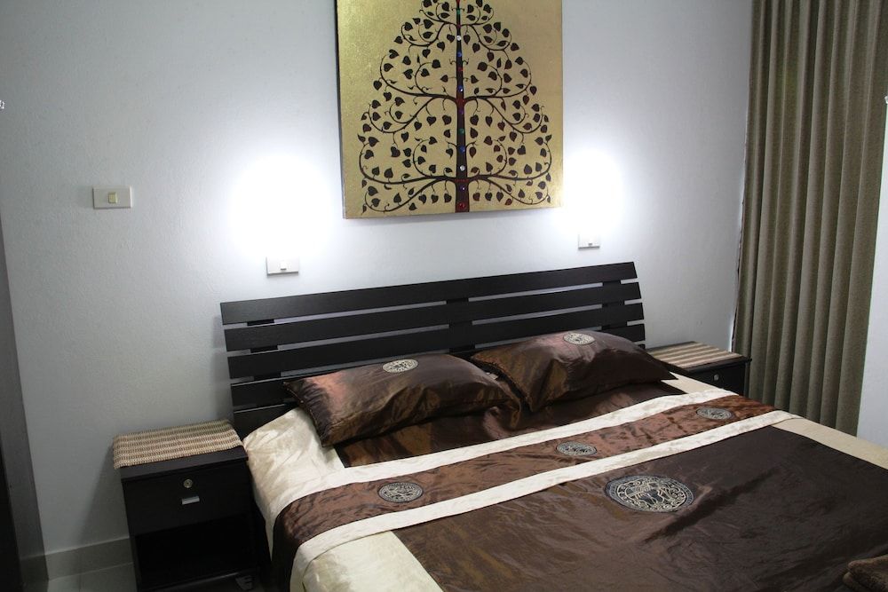 Comfort Apartment, 2 Bedrooms, Partial Sea View