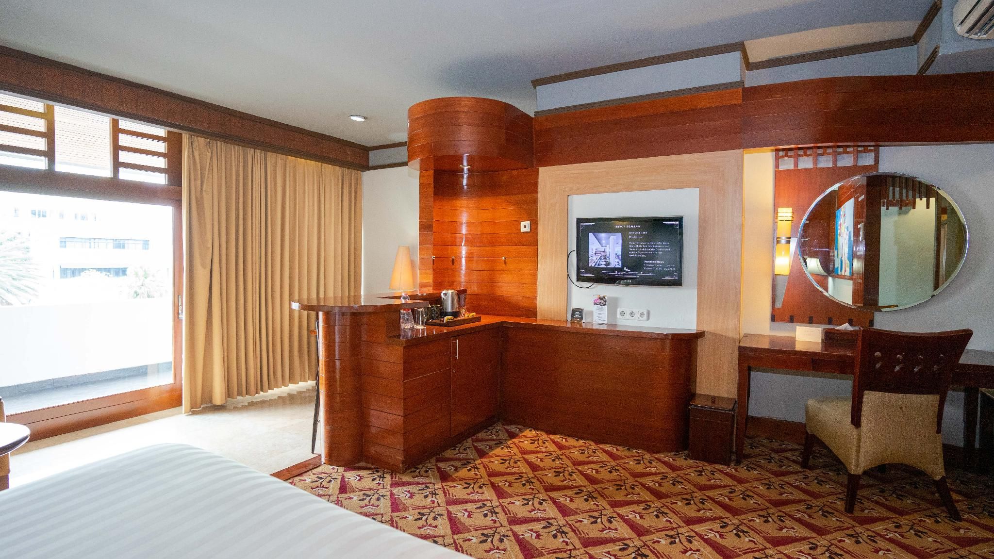 Executive Twin Bed Room