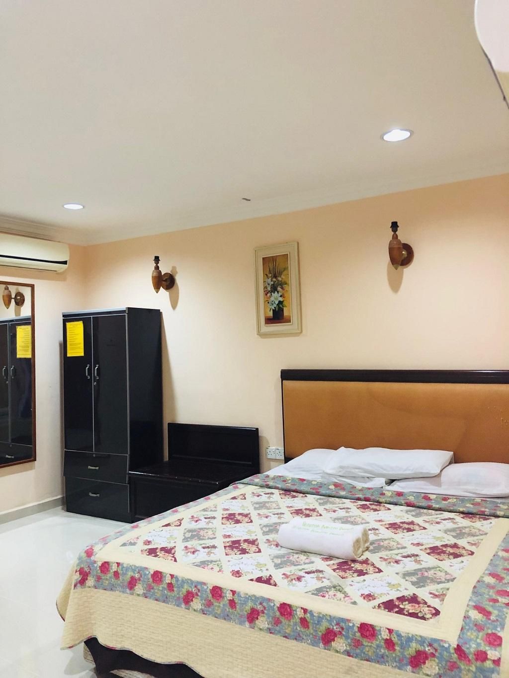 Penarak Bamboo Beach Motel Standard Queen