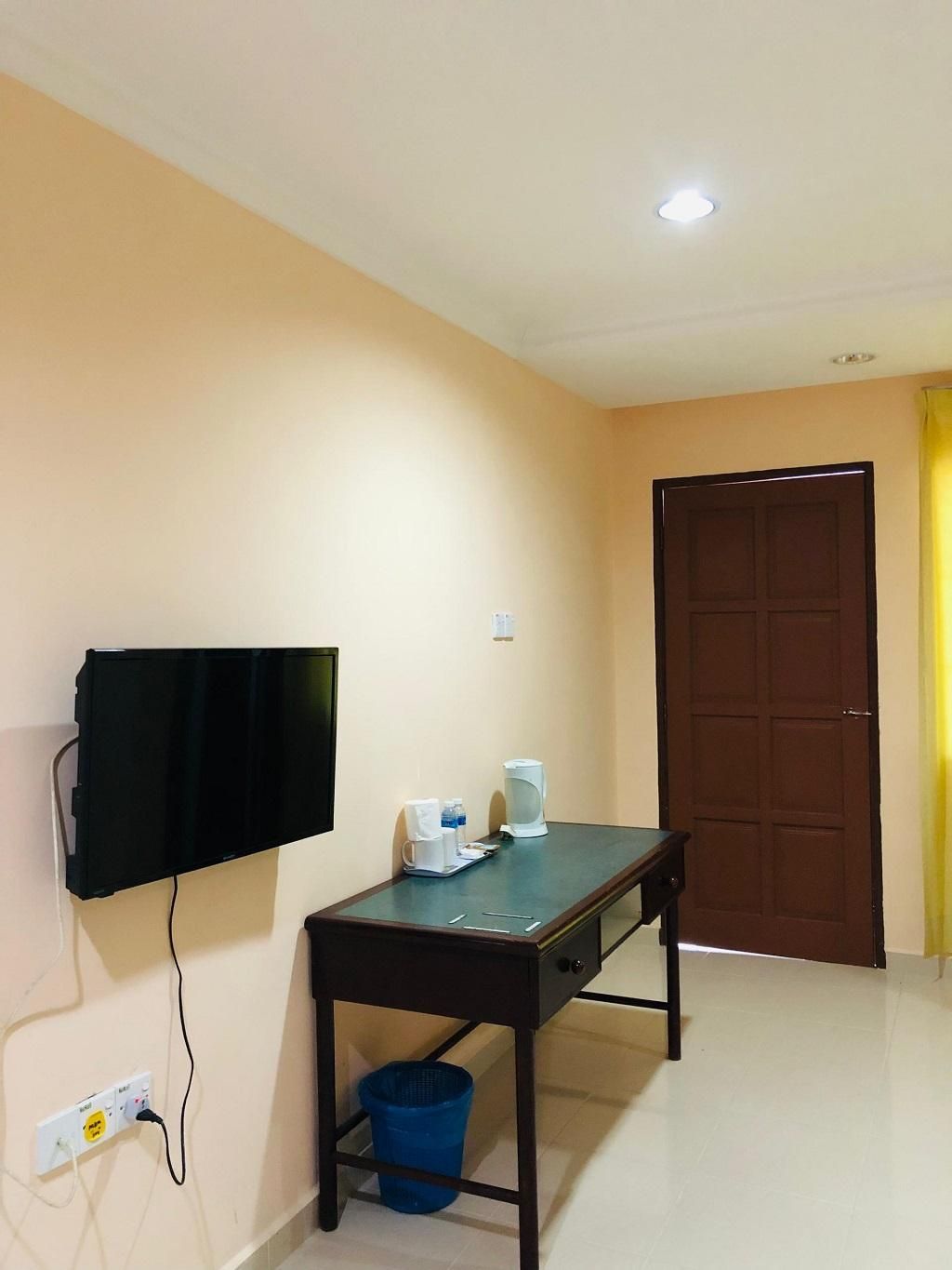 Penarak Bamboo Beach Motel Standard Queen 2