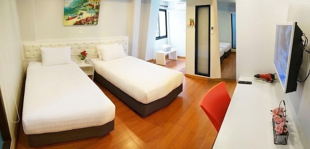 Twin Room Tower 2
