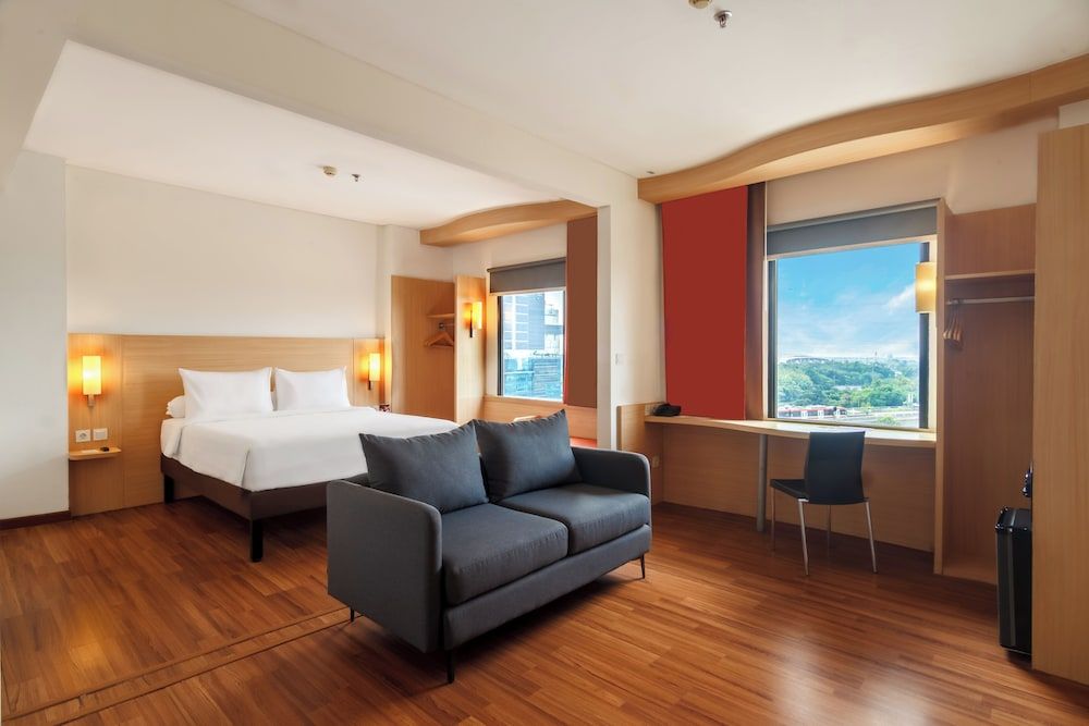 undefined Swiss-Belinn Cawang 5
