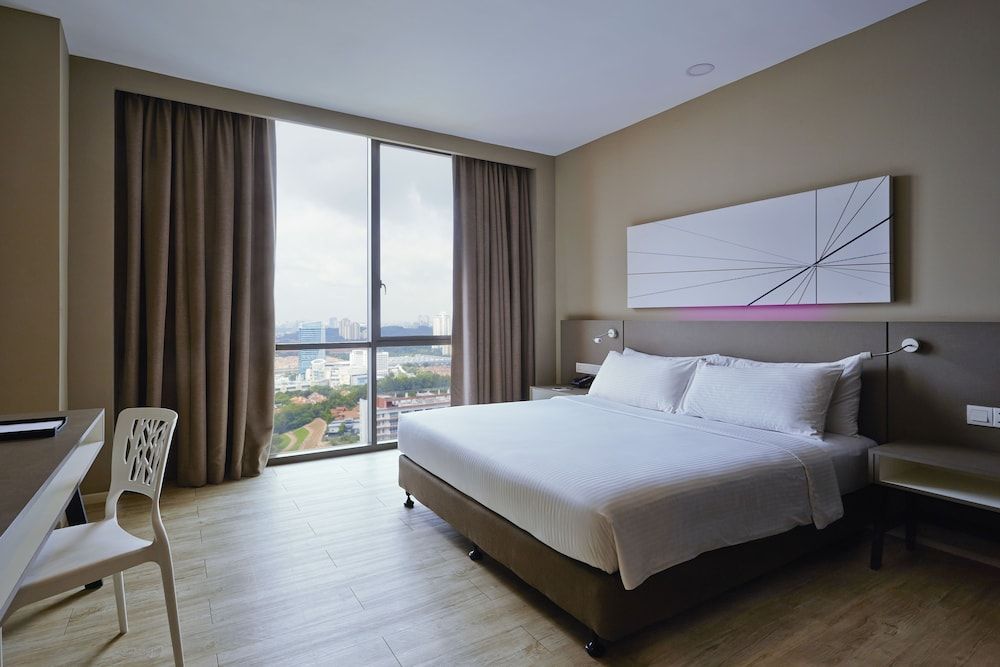 Qliq Damansara Superior King Room 3