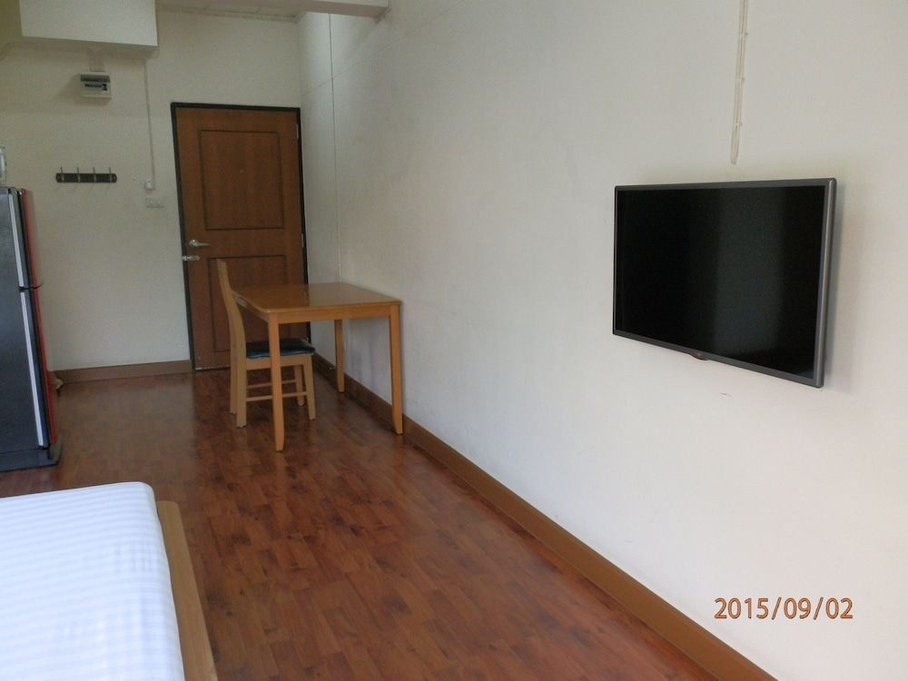 Sandy Serviced Apartment Basic Double Room 21