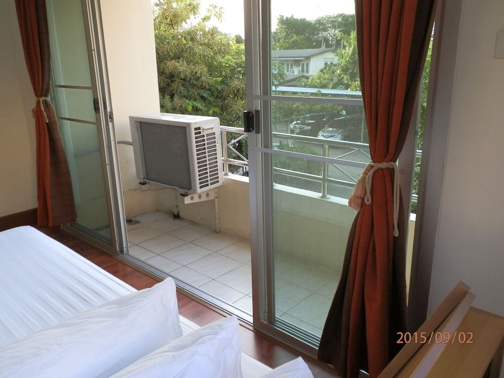 Sandy Serviced Apartment Basic Double Room 14