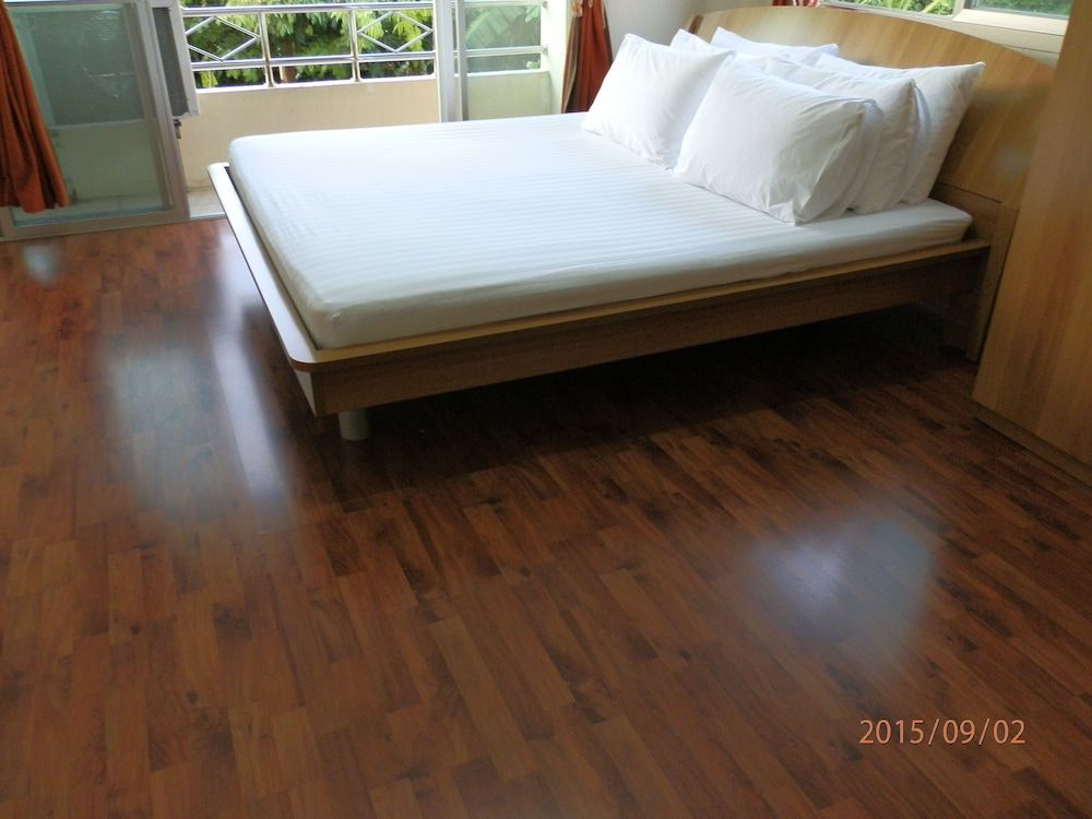 Sandy Serviced Apartment Basic Double Room 13