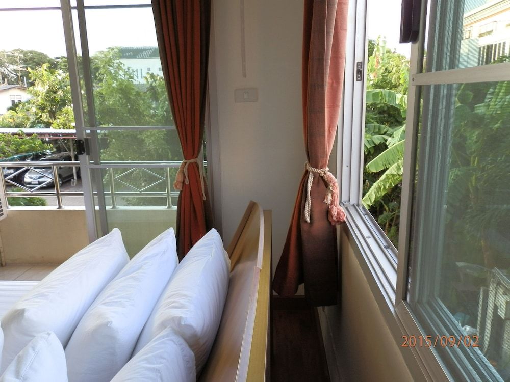 Sandy Serviced Apartment Basic Double Room 16