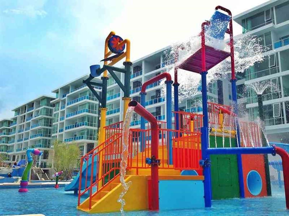 2 Bedrooms Condo