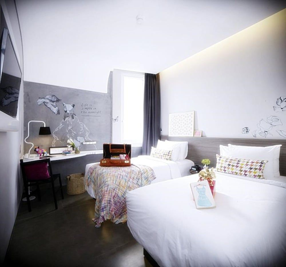 undefined ARTOTEL Thamrin Jakarta 5