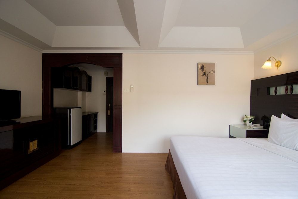 LK Mansion Deluxe Room 5