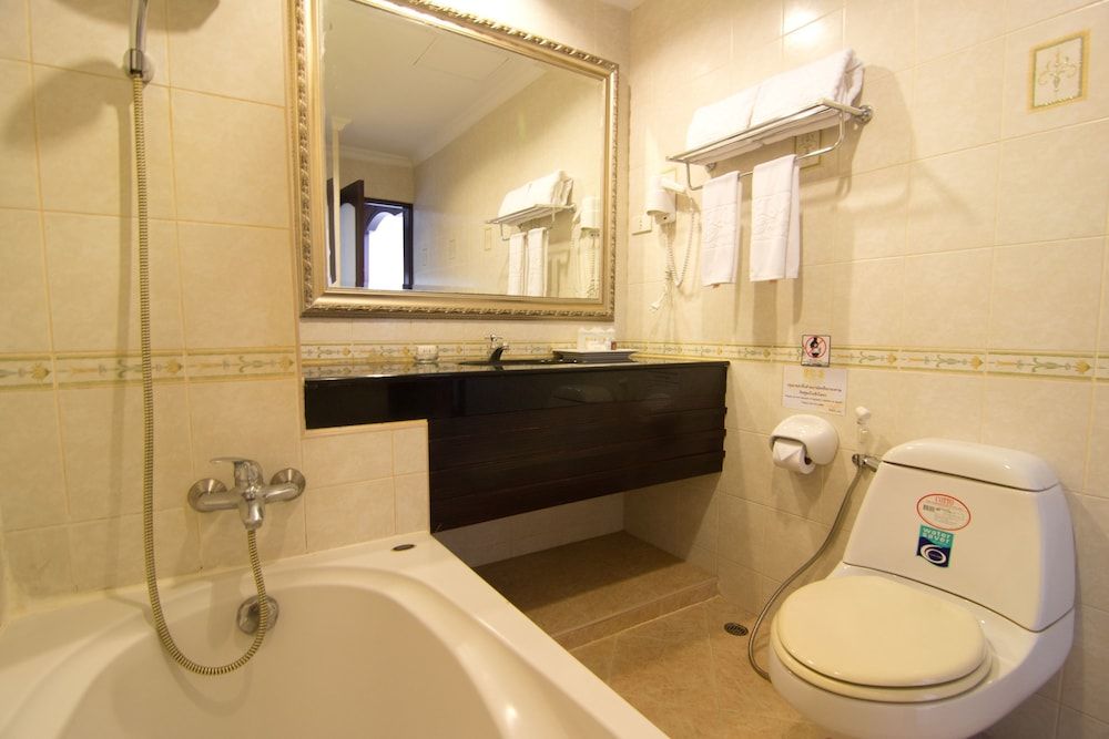 LK Mansion Deluxe Room 6