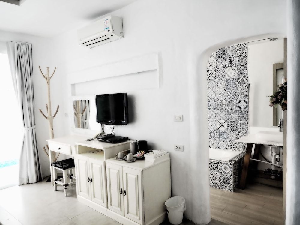 Costa Village Well Pool Villa Pattaya Costa by the Pool 2